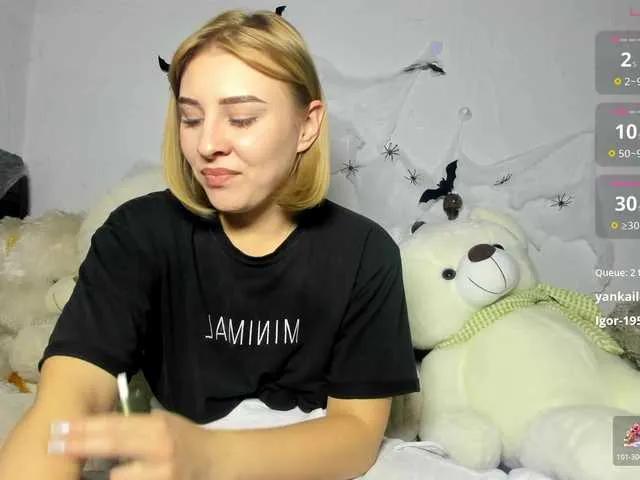 virgokristy — I'm a sapiosexual, and I love intelligent and well-mannered people with a sense of humor. I'm a creative person, and my mood can fluctuate from a cold autumn to a fiery storm. I value feelings, emotions, and people's vibes.