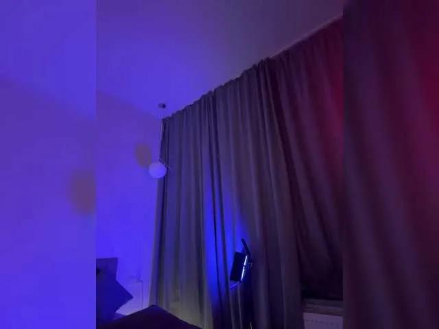 Offline WhoreMira on BongaCams