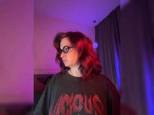 Offline WhoreMira on BongaCams