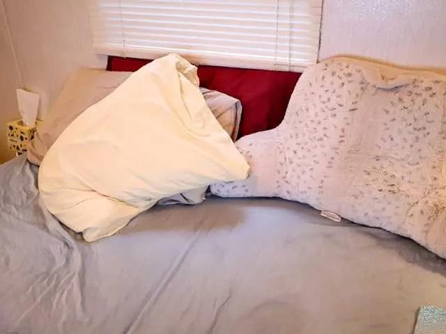 Offline XxpixeyxX on BongaCams