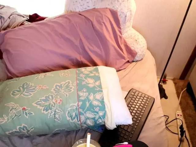 Offline XxpixeyxX on BongaCams