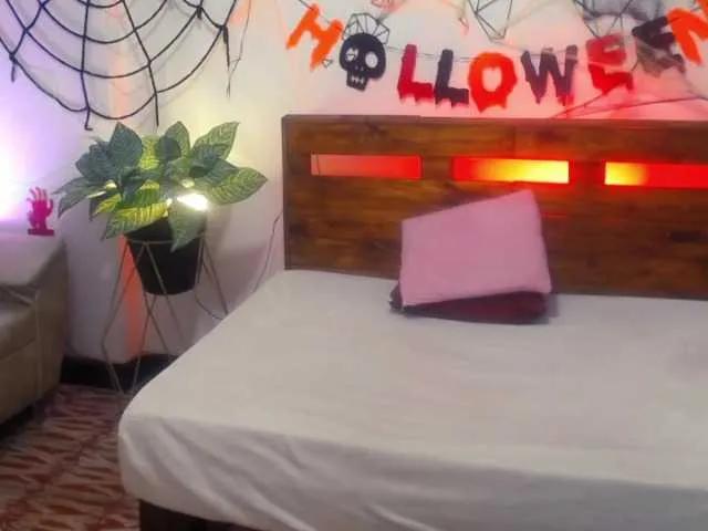 Yeseniaa25 on BongaCams 