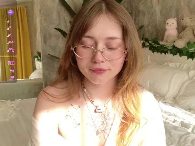 Offline YoPixie on BongaCams