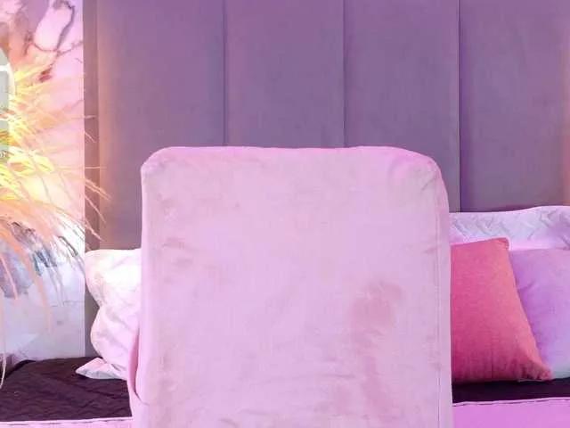 Offline ZoeCamils on BongaCams