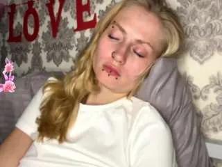 Offline albertacovert on CamSoda