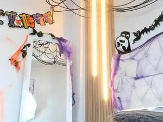 alexabravva — Blowjob [50 tokens remaining]