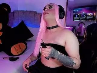 Offline alexia-mattel on CamSoda