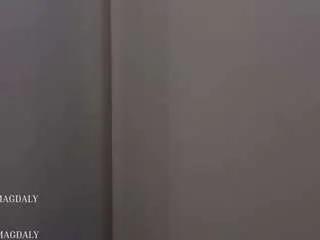 Offline alice-ferrer on CamSoda