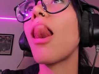 alice-rausing — Fuck my throat each 28tk love! Ahegao 44tk // Hold in thorat 111tk// SQUIRT at goal* Look all my tip menu in bio. Fav number 7--77--777--7777 [2222 tokens remaining]