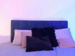 Offline aliceholmes on CamSoda