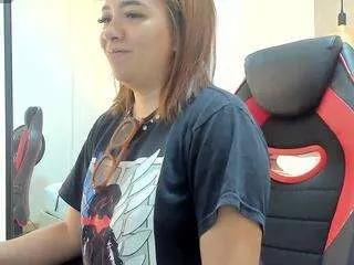 Offline alma-fenix on CamSoda