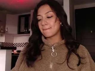 Offline amapolaunicorn on CamSoda