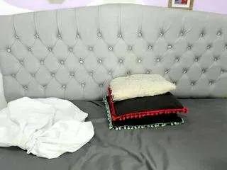 Offline briyithmena on CamSoda