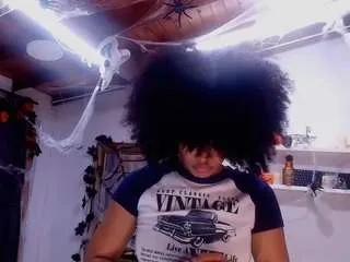 bss-naia — MAKE ME EXPLODE detroy my puss HELP ME MAKE SQUITR FAST     _  [12 tokens remaining]