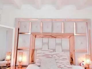 Offline carlee-jones on CamSoda