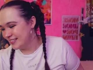 Offline cherryladyexpansionist on CamSoda