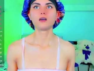 Offline chloe-hot-xxx on CamSoda