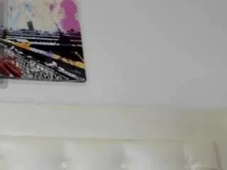 cocoqueenn on CamSoda 