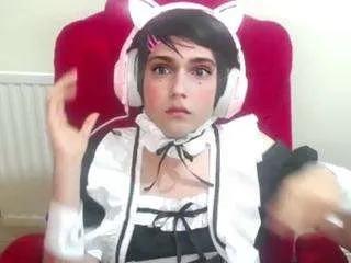 Offline cutestdoll on CamSoda