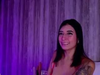 danna-dusky on CamSoda 