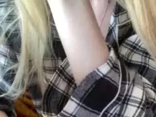 Offline elzakom on CamSoda