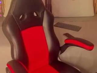 Offline emma-cleir on CamSoda