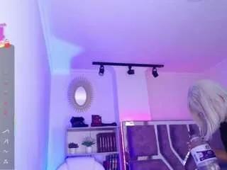 Offline eva-walker on CamSoda