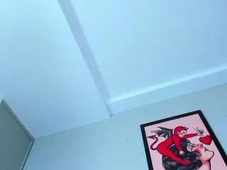 Offline evaa-grey on CamSoda