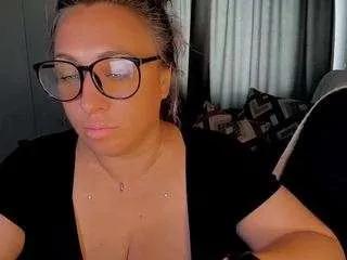 Offline foxxy-lady on CamSoda