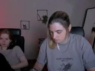 Offline foxy-tease on CamSoda