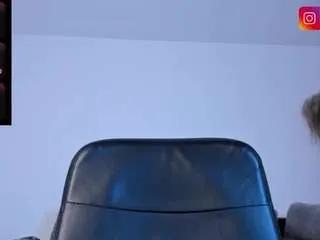 Offline freyja-sweet on CamSoda