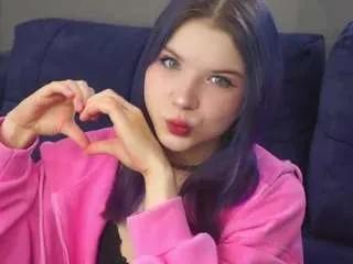 Offline georginahaines on CamSoda