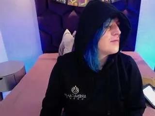 Offline gin-fox on CamSoda