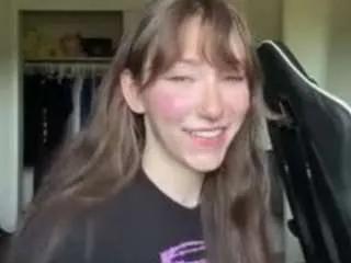 Offline gracefulgrace on CamSoda