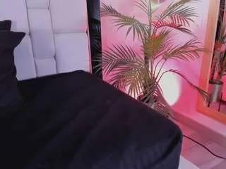 CamSoda hanna-palmer is Freechat hanna-palmer — Golden Ticket Show: naked (50 tokens per ticket)