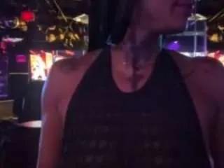 Freechat iambaldheadbrittany on CamSoda