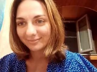 Freechat ivelissemaura on CamSoda
