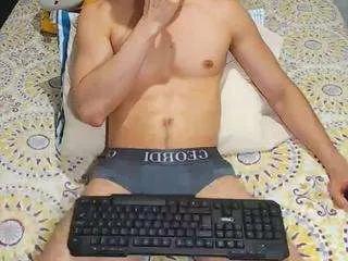 Offline jahsboy on CamSoda