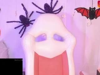 Offline karlaa-watson on CamSoda