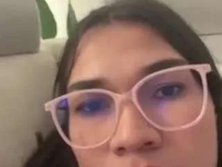 Offline katemoos on CamSoda