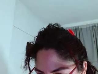 Freechat kinkymilff on CamSoda