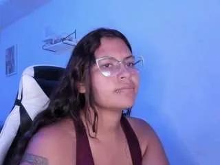 Offline lady-brownnnn on CamSoda