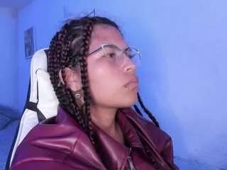 Offline lady-brownnnn on CamSoda