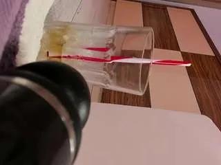 Offline laranya on CamSoda