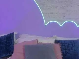 Offline lilou-albrecht on CamSoda