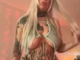 lindseyk — #FATASS #BIGTITS #WHITEGIRL [324 tokens remaining]