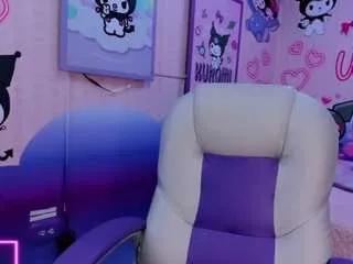 Offline little-mommy on CamSoda