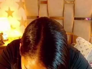 Freechat liz-quinny on CamSoda