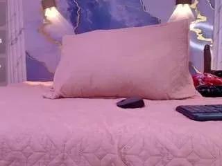 Offline lor-queen on CamSoda