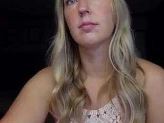 Offline lucyallen4201 on CamSoda